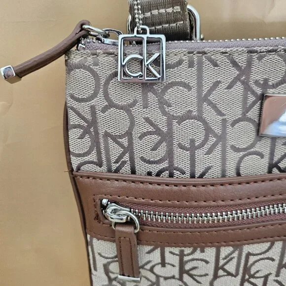 Calvin Klein CK Logo Crossbody Bag Beige Brown Multi Pocket Organizer NWOT - Picture 5 of 12